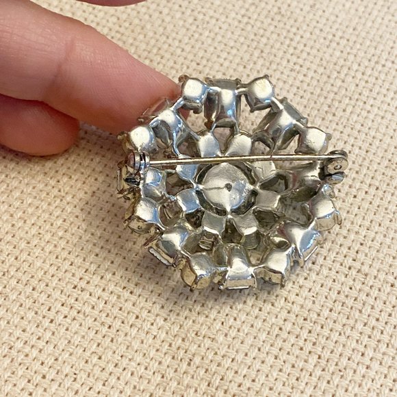 Vintage Round Crystal Blue Rhinestone Brooch Pin Aurora Borealis - Picture 2 of 3